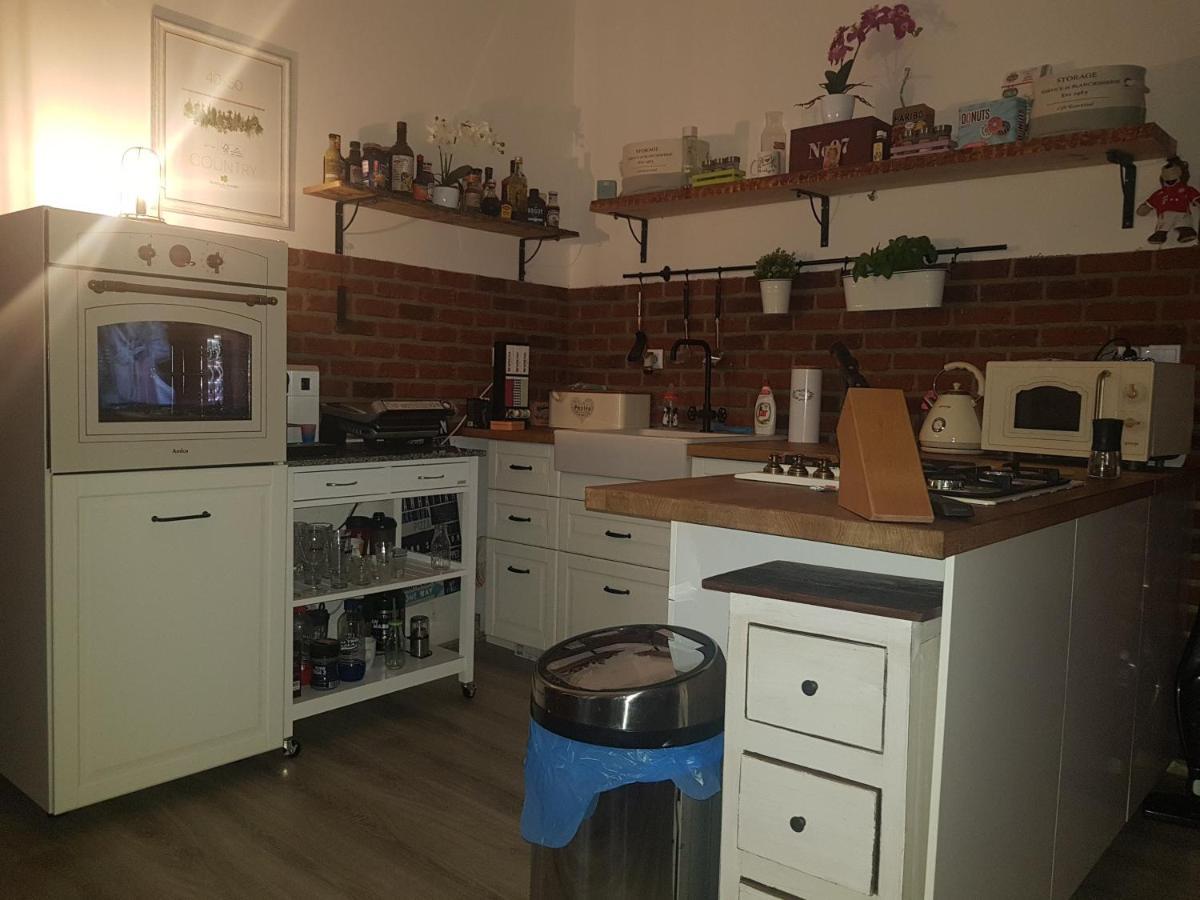 Apartman Karlovy Vary Lägenhet Exteriör bild